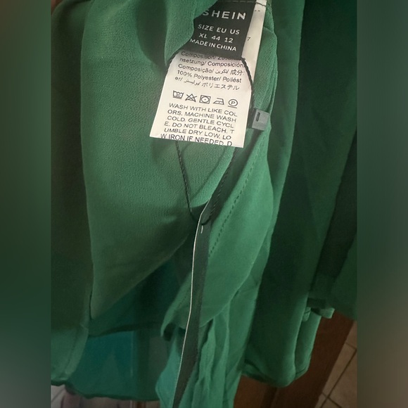 Off the shoulder sheer blouse - Picture 5 of 5